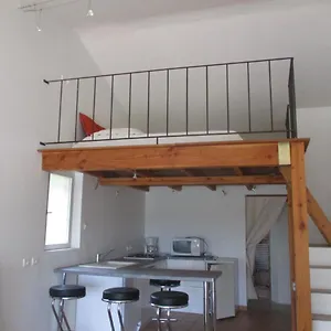Du Jardin Des Espuys Appartement Venasque